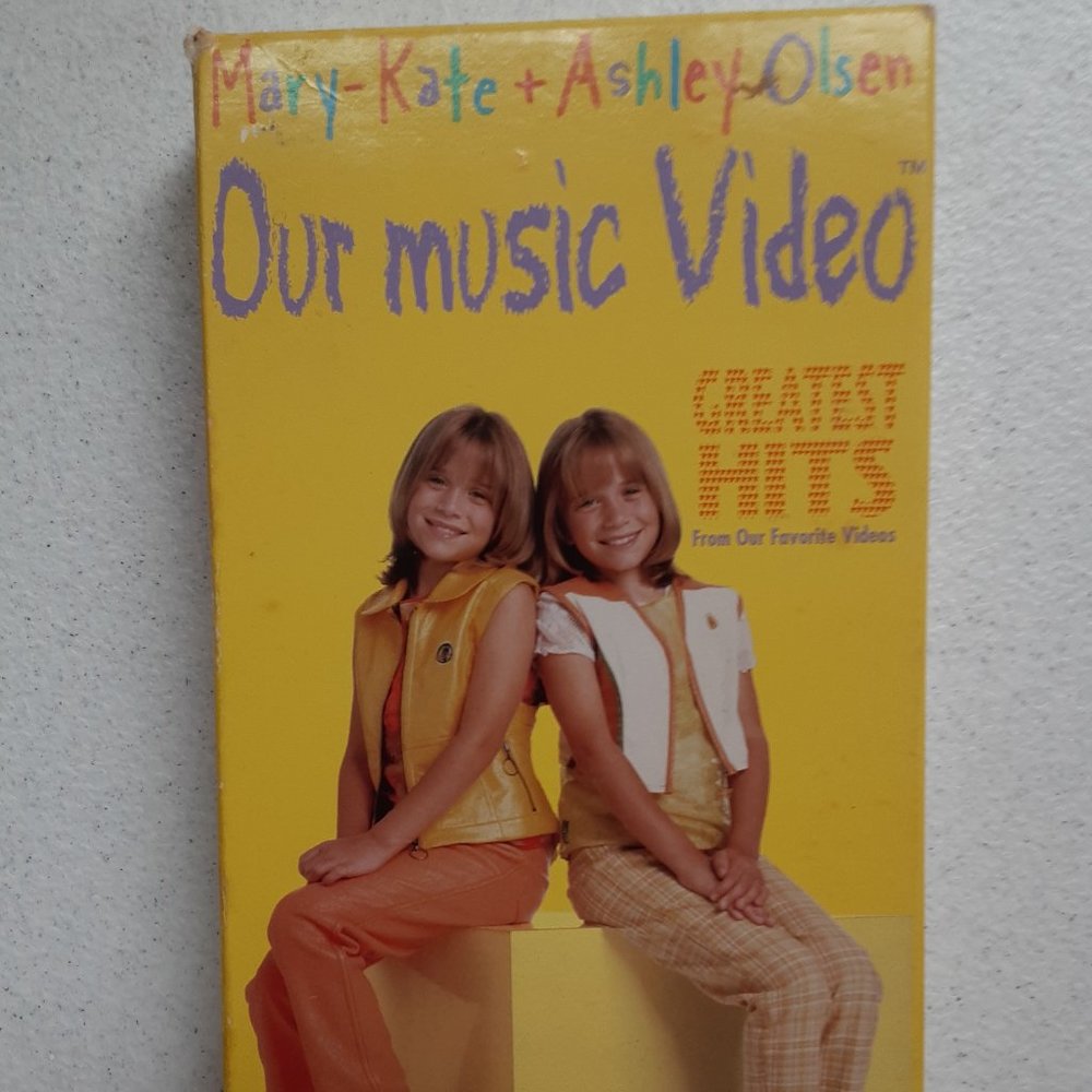 Mary-Kate & Ashley Olsen Our Music Video VHS